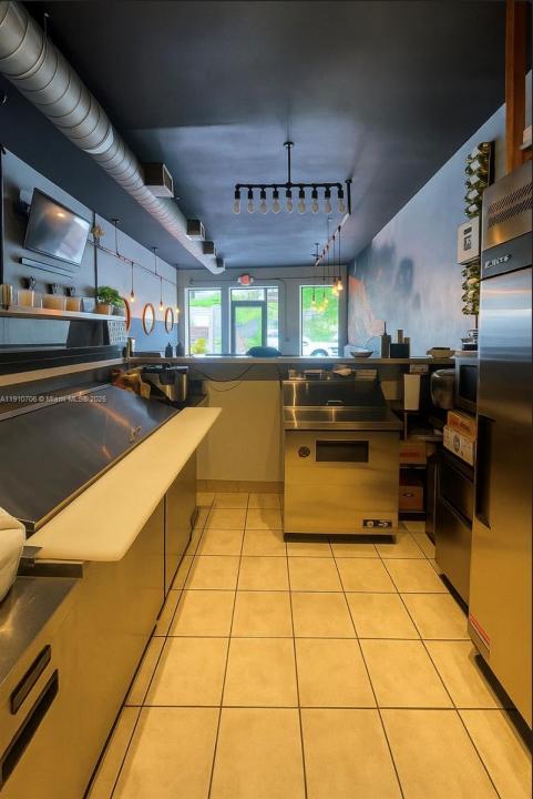 205 NE 35th St, Miami, 플로리다 33137, 미국