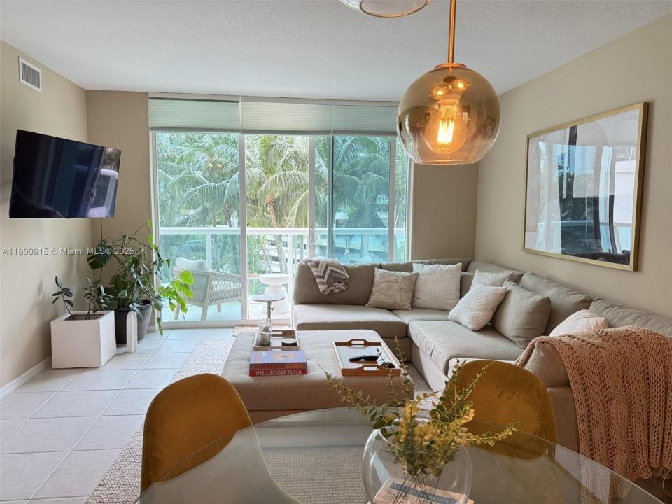 347 N New River Dr E 907, Fort Lauderdale, Floride 33301, États-Unis