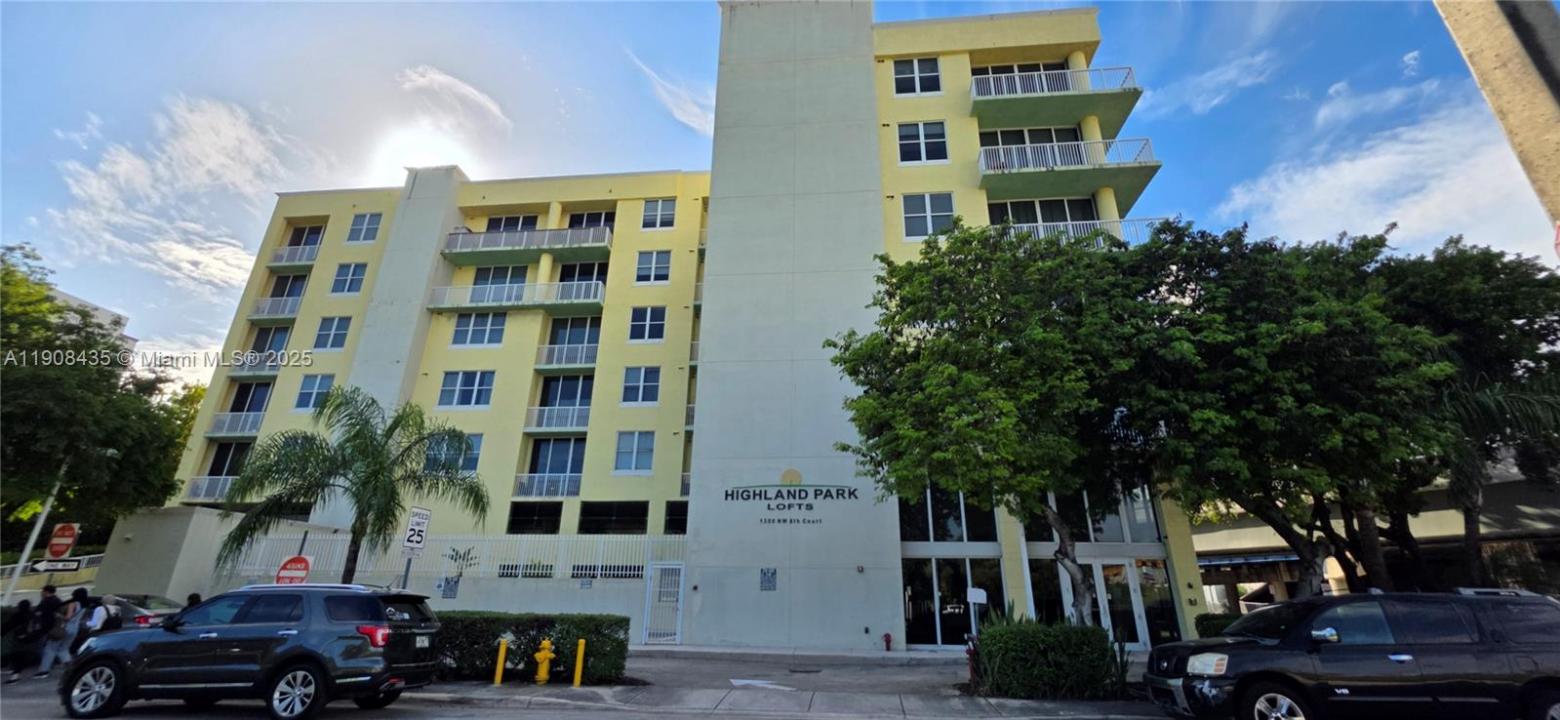 1350 NW 8th Ct A1-6, Miami, Flórida 33136, Estados Unidos