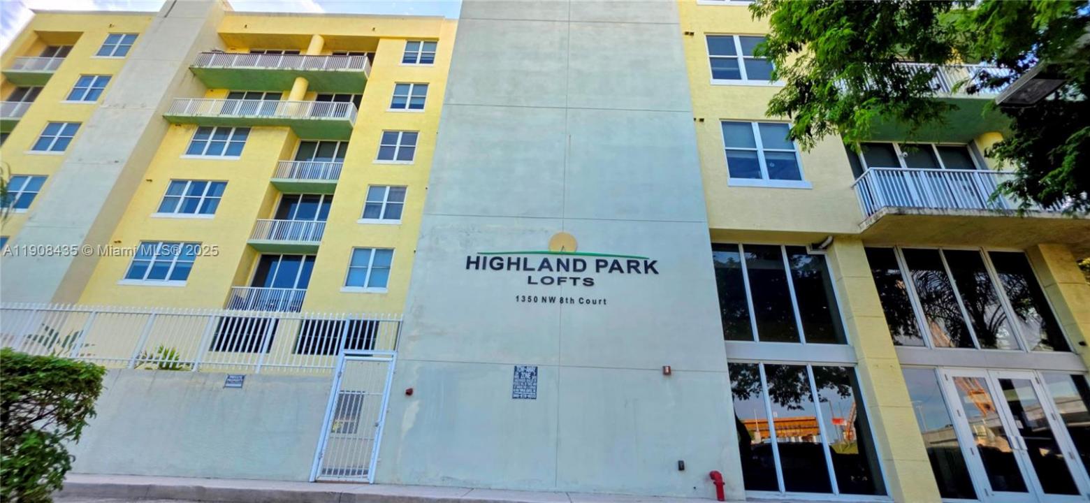 1350 NW 8th Ct A1-6, Miami, Flórida 33136, Estados Unidos