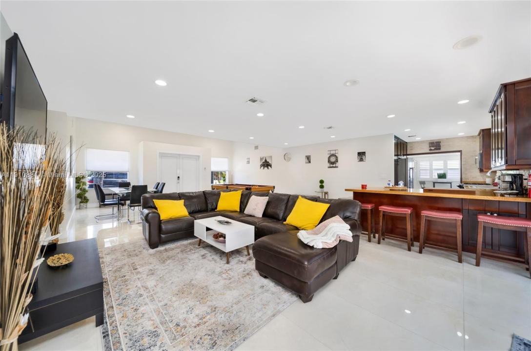 31 SE 12th St, Pompano Beach, Florida 33060, HOA KỲ