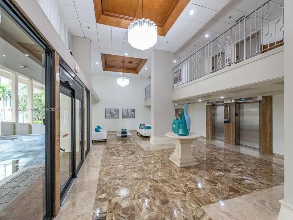 6061 Collins Ave 11A, Miami Beach, フロリダ 33140, アメリカ合衆国