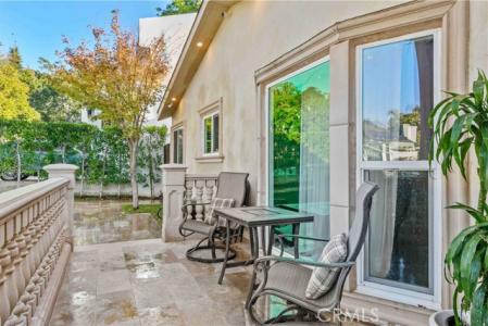 Crestmont Court, Glendale, California 91208