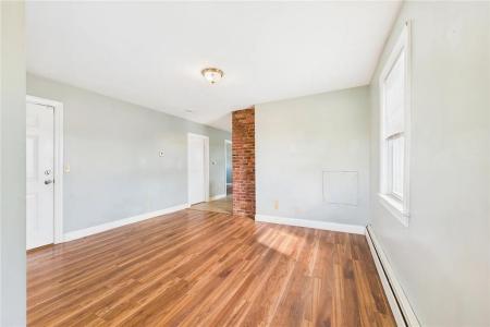 136 Almy Street 3, Providence, Rhode Island 02909, USA