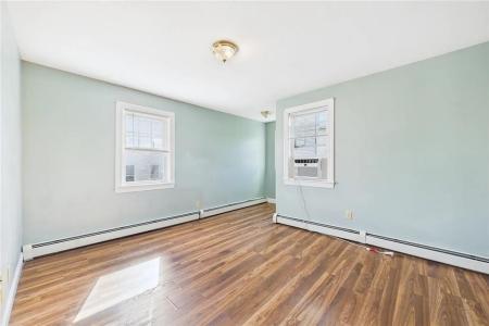 136 Almy Street 3, Providence, Rhode Island 02909, USA