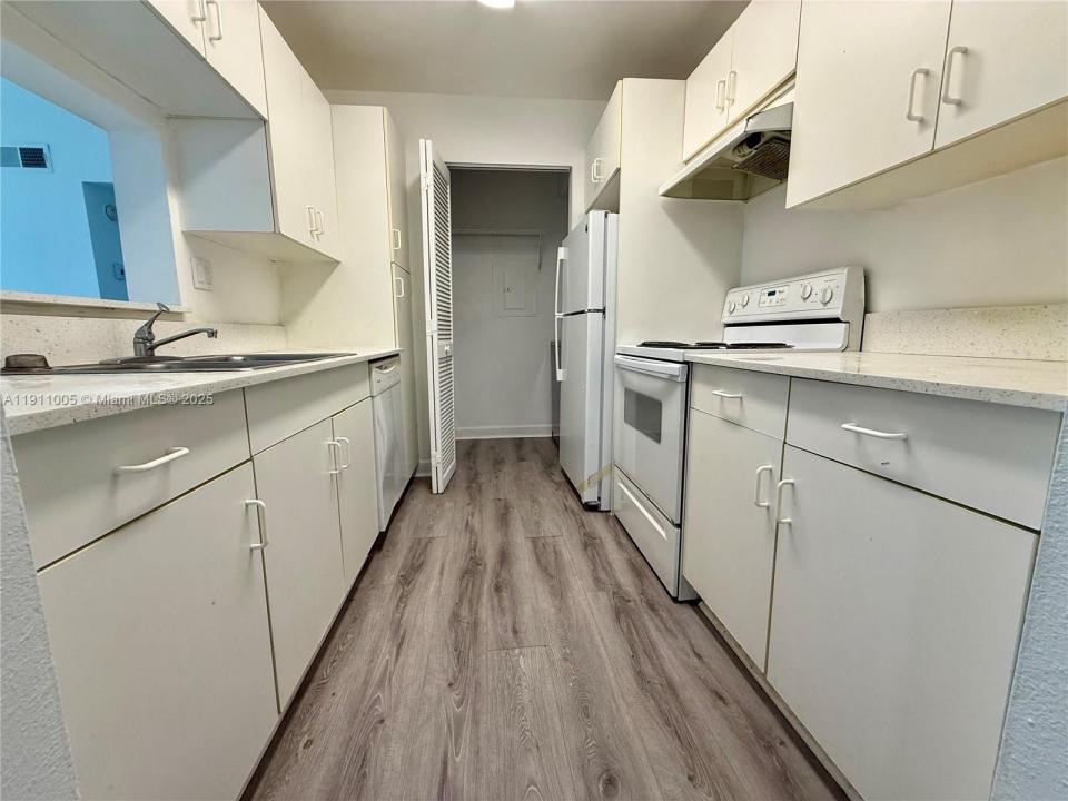 3988 NW 87th Ave 0, Sunrise, Florida 33351, Amerika Birleşik Devletleri