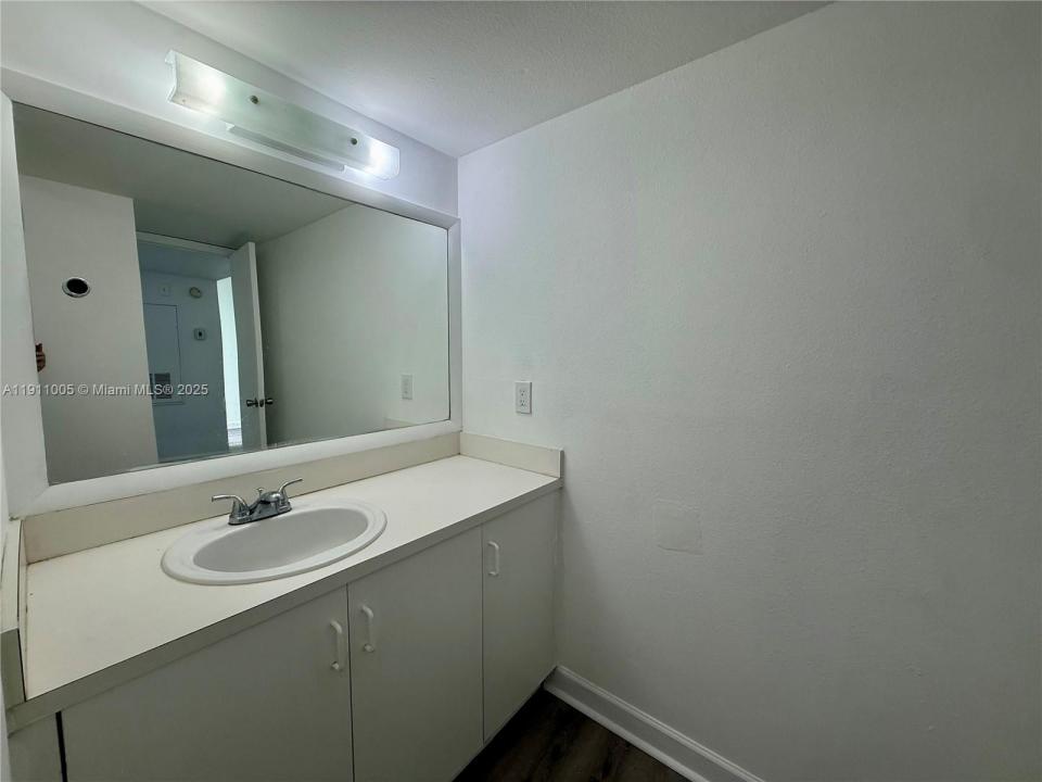 3988 NW 87th Ave 0, Sunrise, Florida 33351, Amerika Birleşik Devletleri