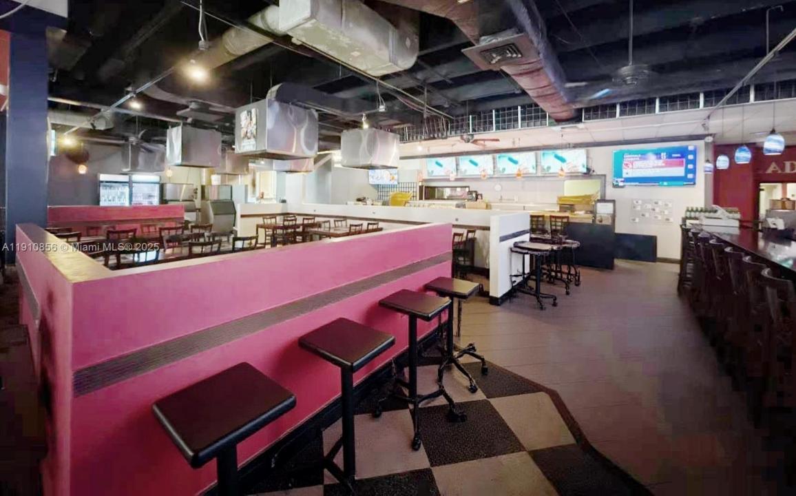 7225 W OKALAND PARD BLVD, Lauderhill, フロリダ 33313, アメリカ合衆国