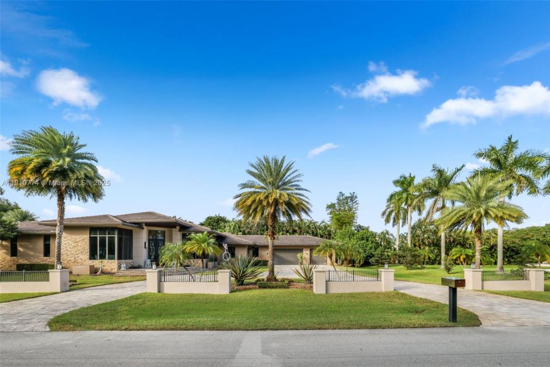 12321 NW 2nd St, Plantation, פלורידה 33325, ארצות הברית של אמריקה