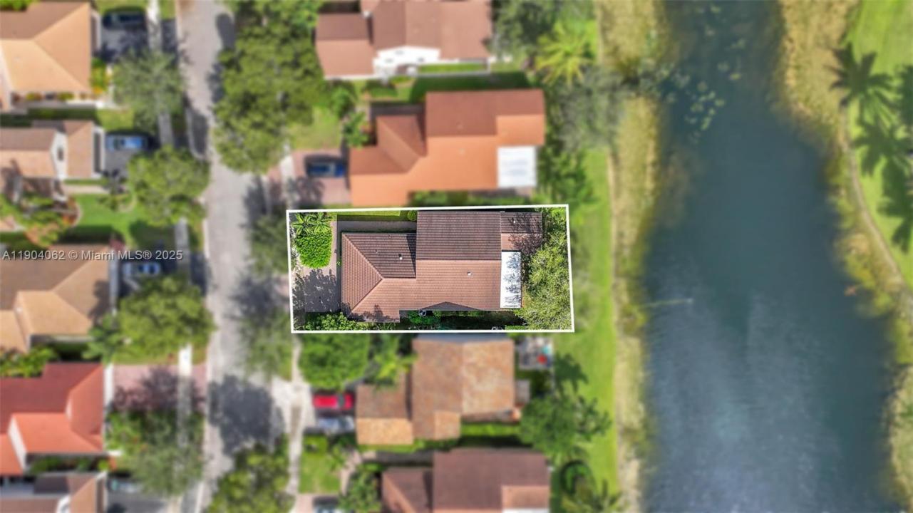 225 E Bayridge Dr, Weston, Florida 33326