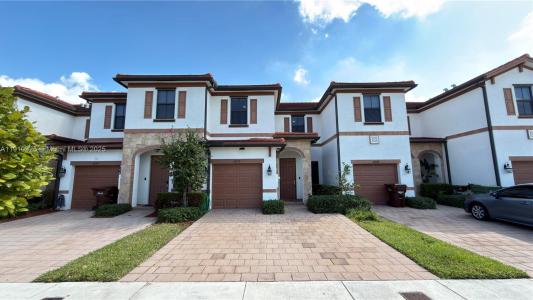 10337 W 34th Ln 10337, Hialeah, Florida 33018, USA