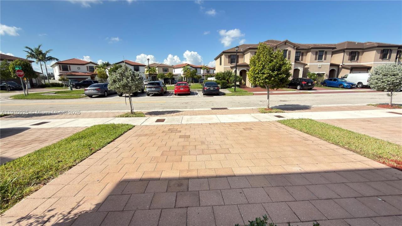 10337 W 34th Ln 10337, Hialeah, Florida 33018, Estados Unidos