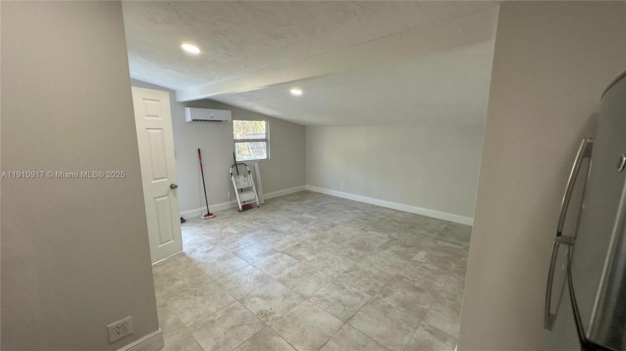 408 S 9th St, Lantana, Florida 33462