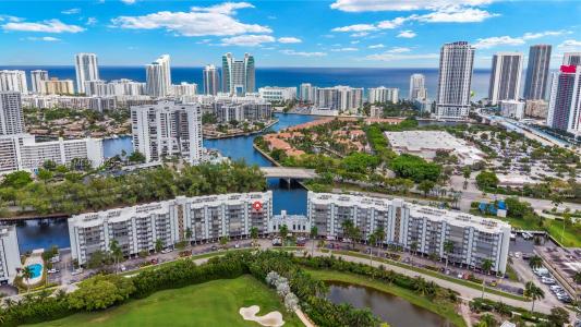 300 Diplomat Parkway 517, Hallandale Beach, Florida 33009, USA