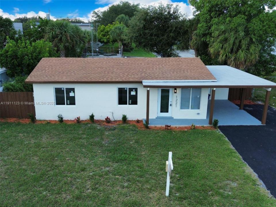 1221 Cleve H Dixon Ave, Riviera Beach, Florida 33404, HOA KỲ