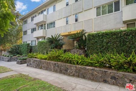 N Hayworth Avenue, Los Angeles, California 90046