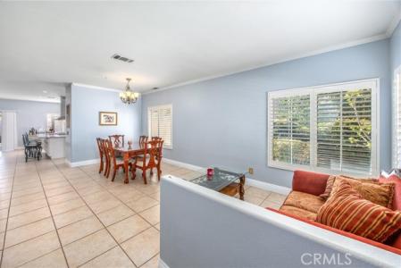 Santa Angela, Highland, Califórnia 92346, Estados Unidos