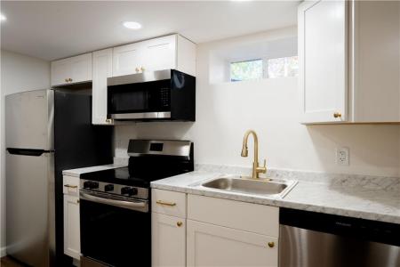 10 s locust Avenue, North Providence, Rhode Island 02911, États-Unis