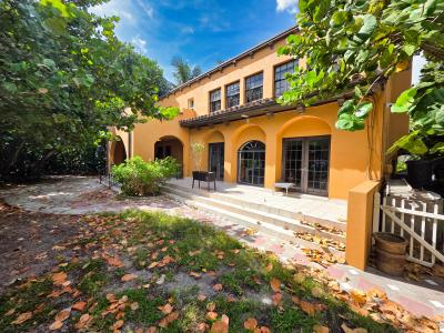 4200 N Surf Road, Hollywood, Florida 33019