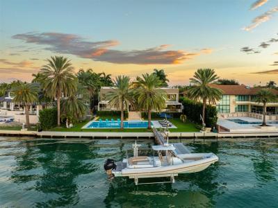 360 Harbor Dr, Key Biscayne, Florida 33149
