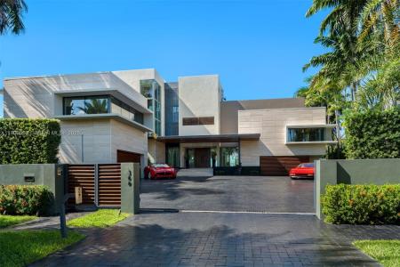 360 Harbor Dr, Key Biscayne, Florida 33149