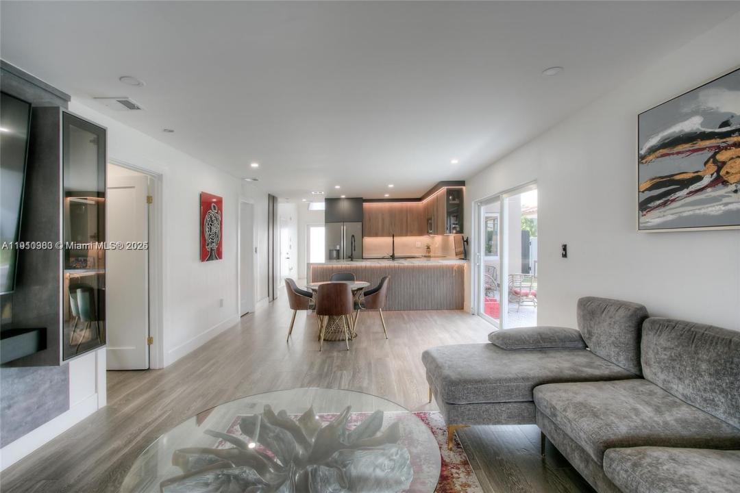 18515 NW 55th Ave, Miami Gardens, フロリダ 33055, アメリカ合衆国