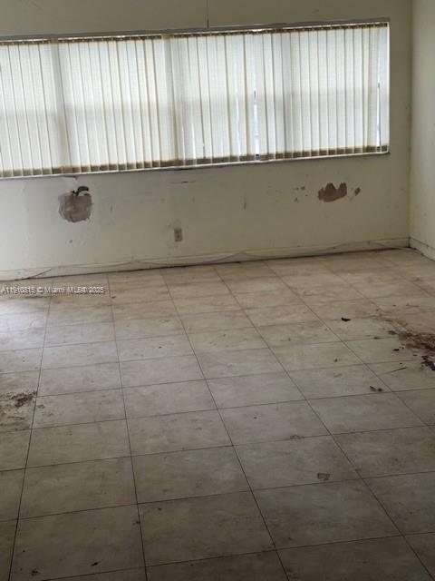 200 Lakeview Dr 102, Weston, Floride 33326, États-Unis