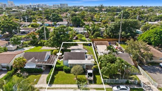 2234 Cleveland St, Hollywood, Florida 33020, USA