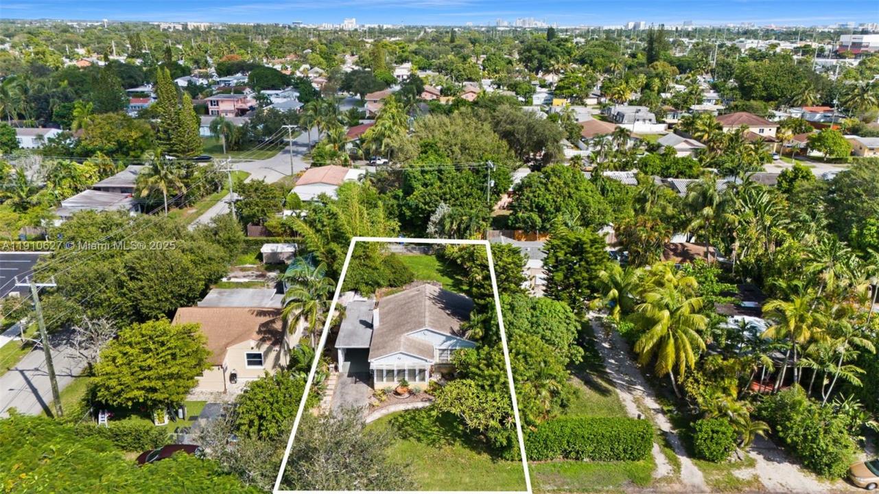 2243 Cleveland St, Hollywood, 플로리다 33020, 미국