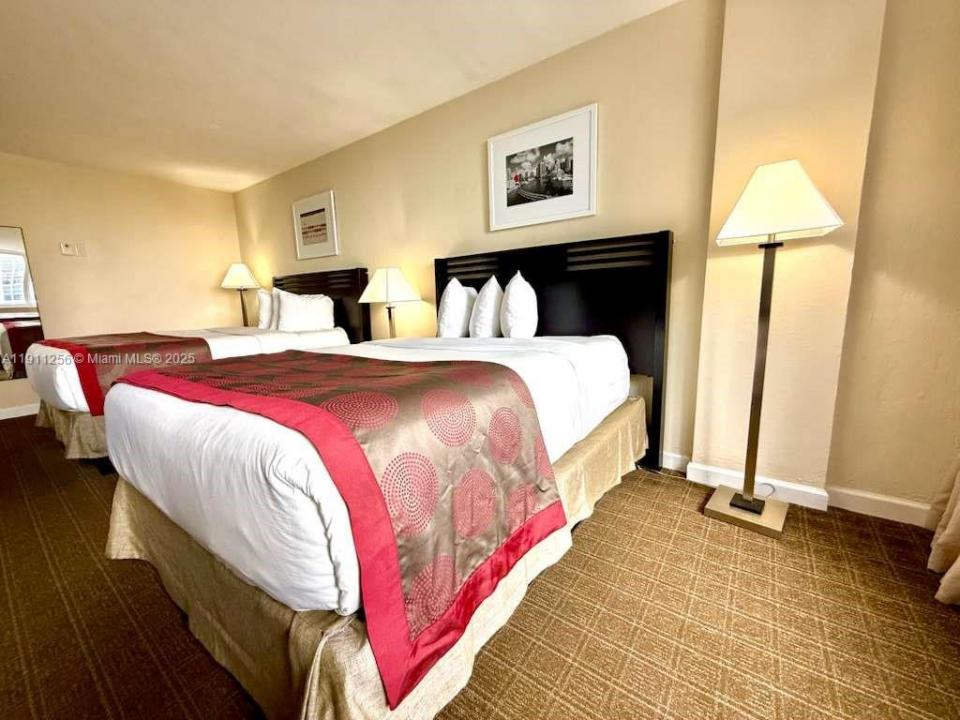 19201 Collins Ave 904, Sunny Isles Beach, 佛罗里达州 33160, 美国