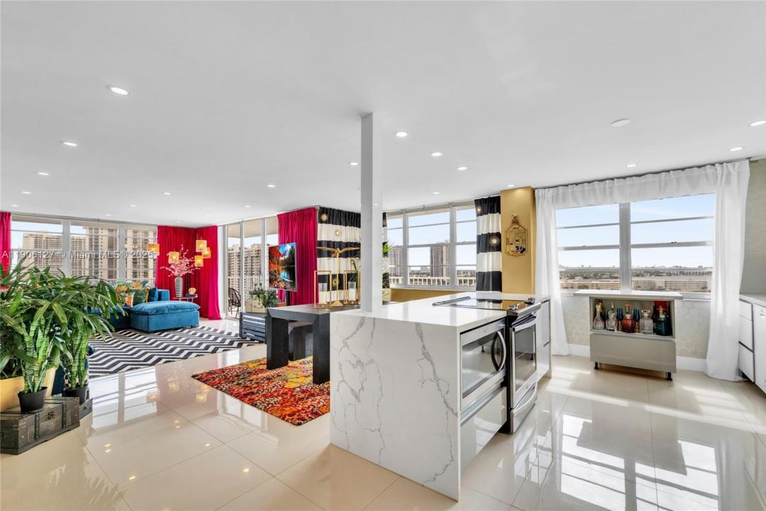 2801 NE 183rd St 1516W, Aventura, Florida 33160, Estados Unidos