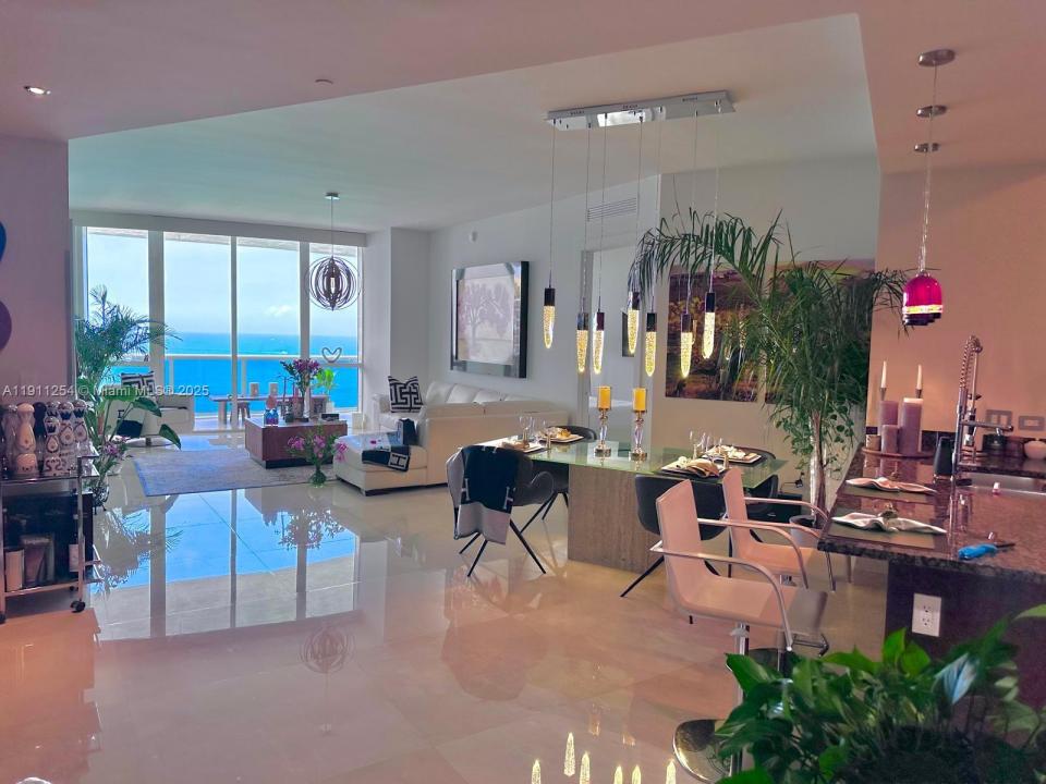 16001 Collins Ave 2203, Sunny Isles Beach, Flórida 33160, Estados Unidos