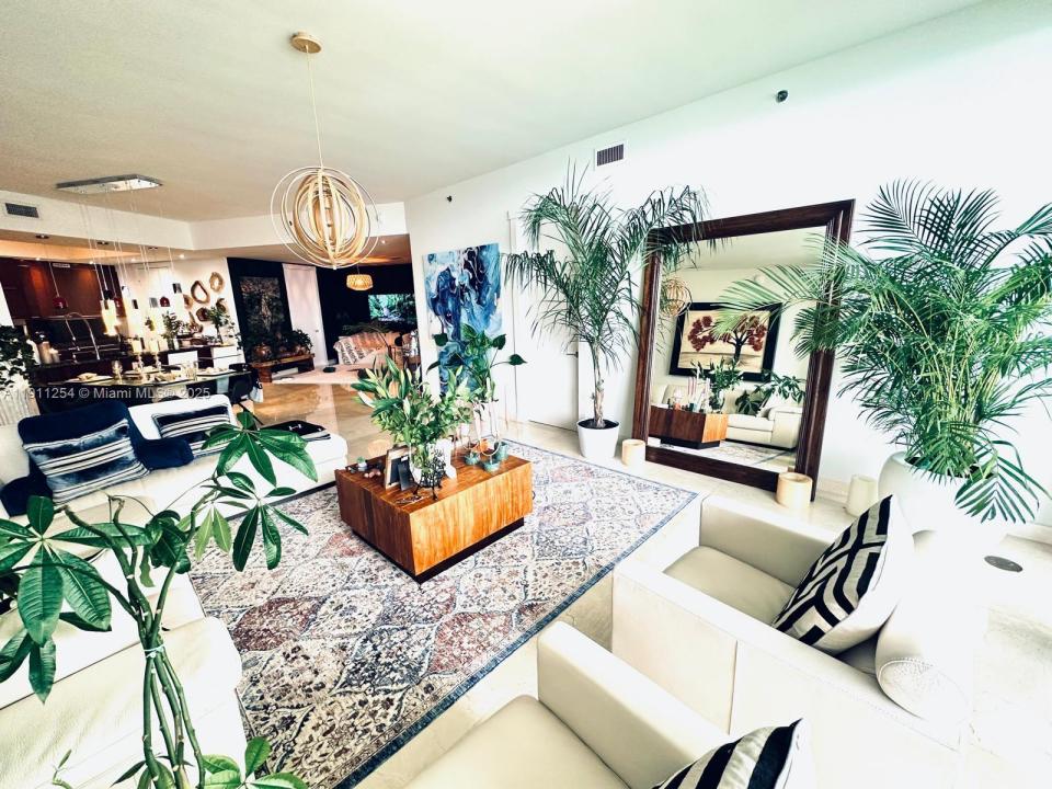 16001 Collins Ave 2203, Sunny Isles Beach, Flórida 33160, Estados Unidos