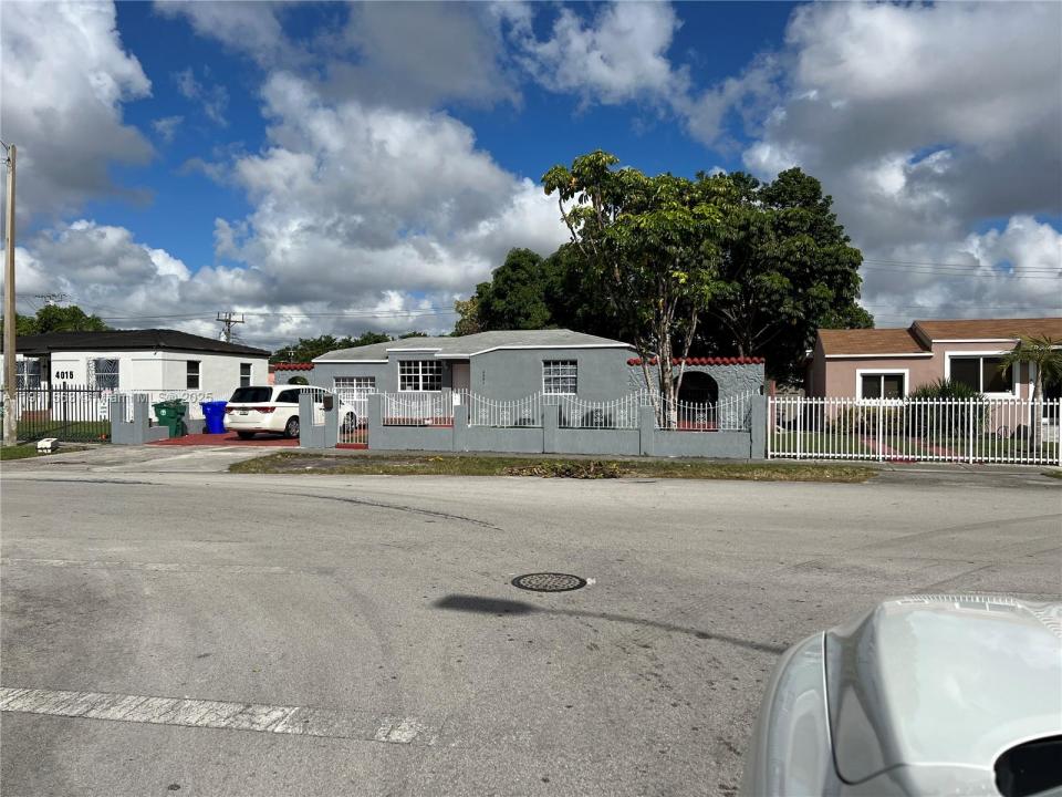 4001 NW 3rd St, Miami, Florida 33126, Amerika Birleşik Devletleri
