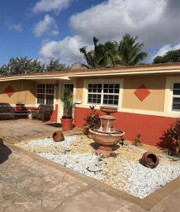 1315 NW 196th Ter, Miami Gardens, Florida 33169, USA