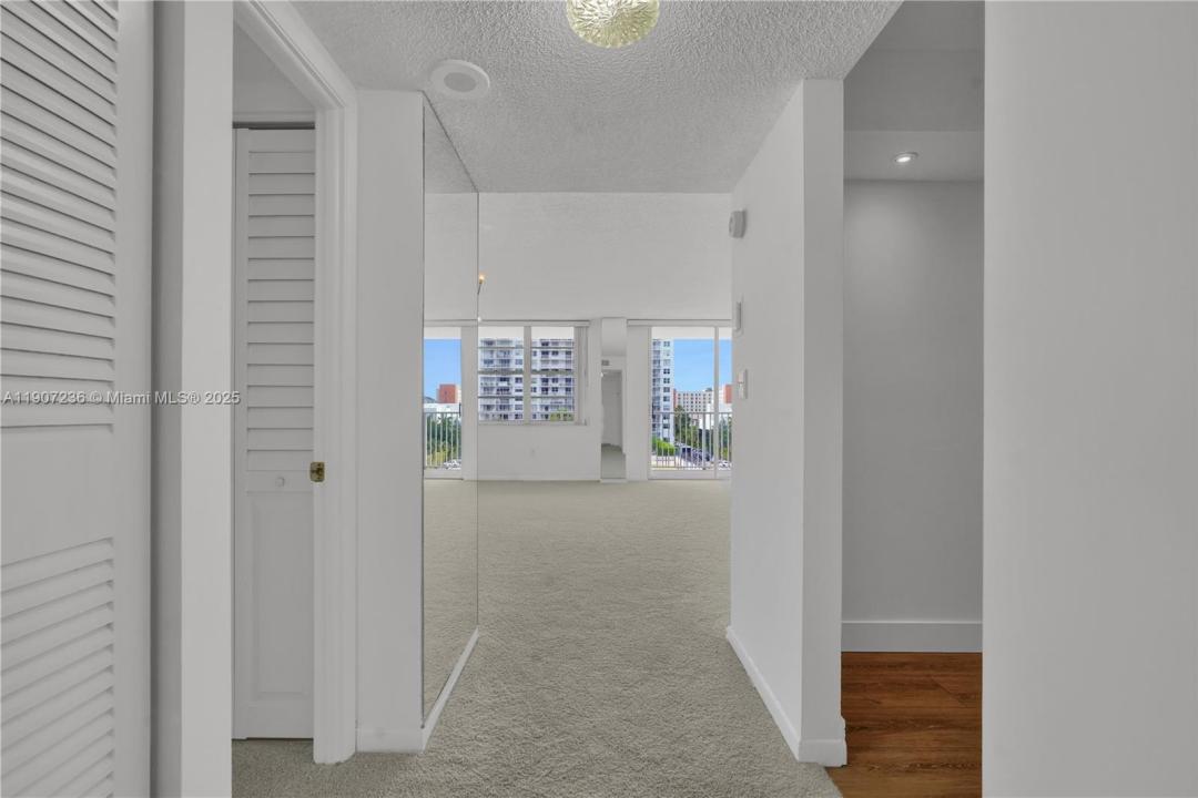 2851 NE 183rd St 504E, Aventura, Florida 33160, HOA KỲ