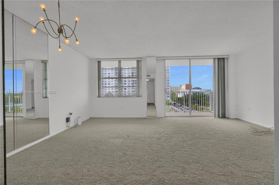 2851 NE 183rd St 504E, Aventura, Florida 33160, HOA KỲ