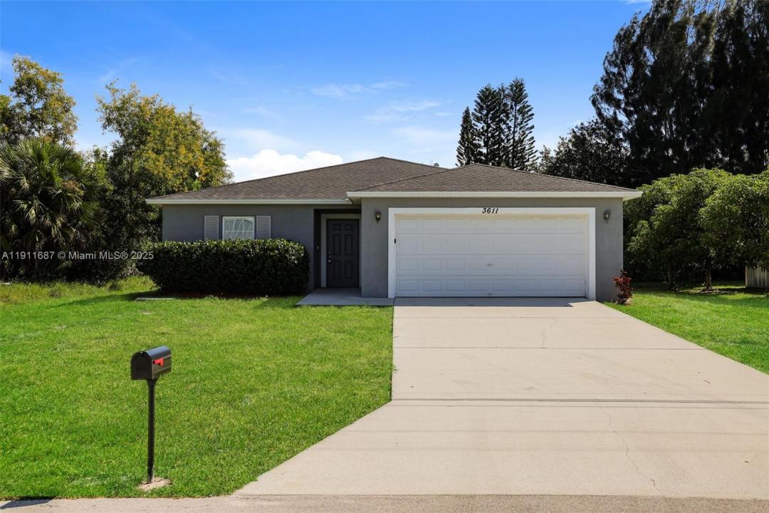 3611 SW San Benito St, Port St. Lucie, Floride 34953, États-Unis