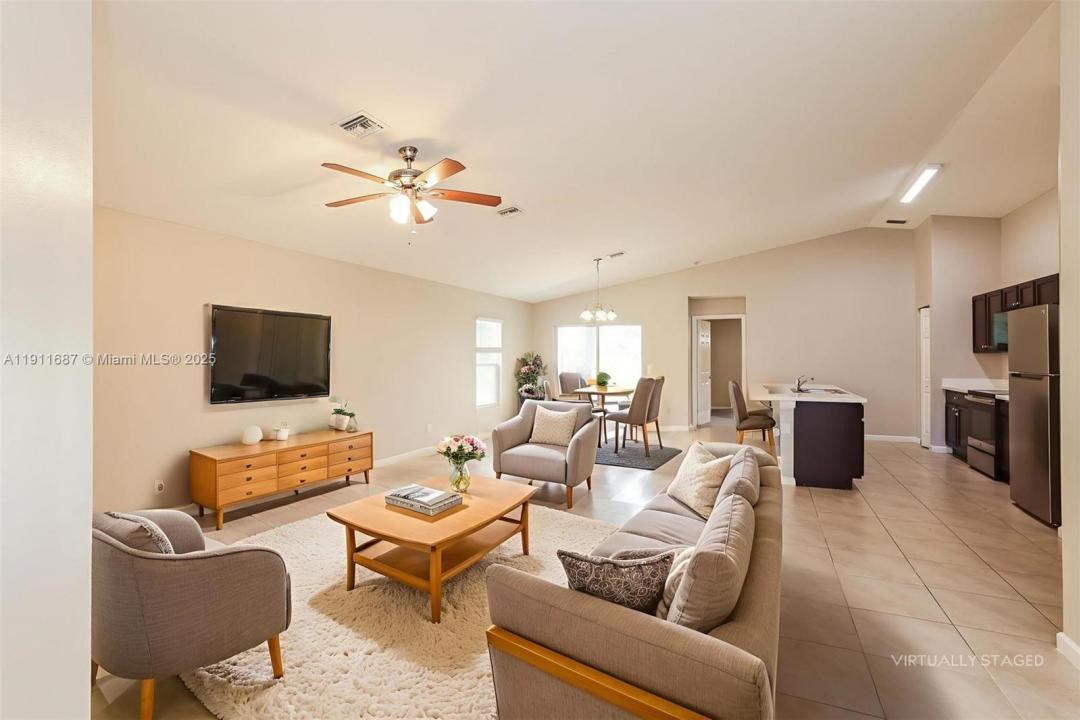 3611 SW San Benito St, Port St. Lucie, Floride 34953, États-Unis