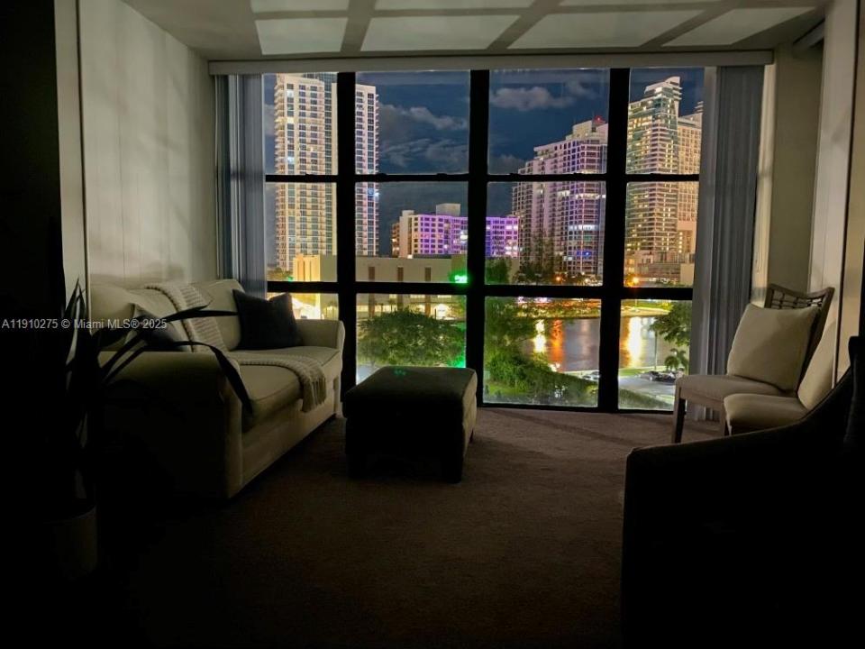 800 Parkview Dr 726, Hallandale Beach, 플로리다 33009, 미국