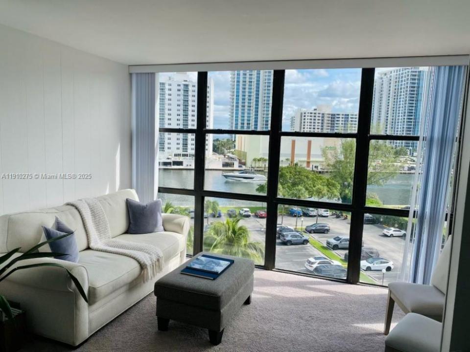 800 Parkview Dr 726, Hallandale Beach, 플로리다 33009, 미국