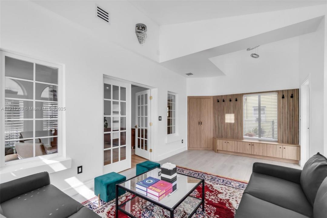 2043 SW 7th St, Miami, Florida 33135, Stati Uniti