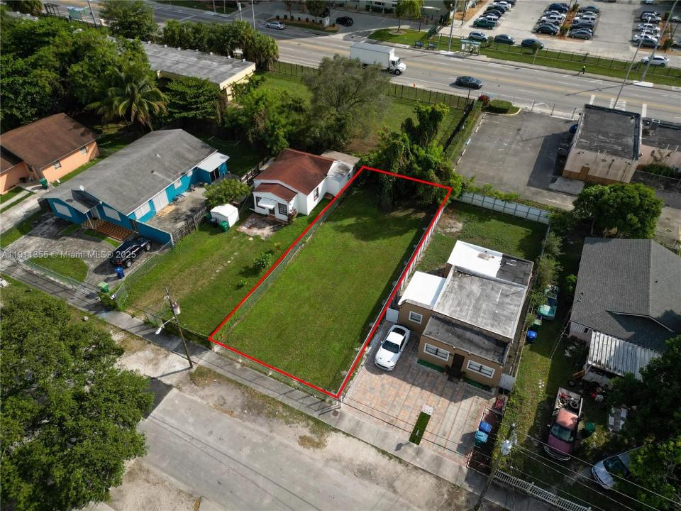 2368 NW 55th St, Miami, Florida 33142, Stati Uniti