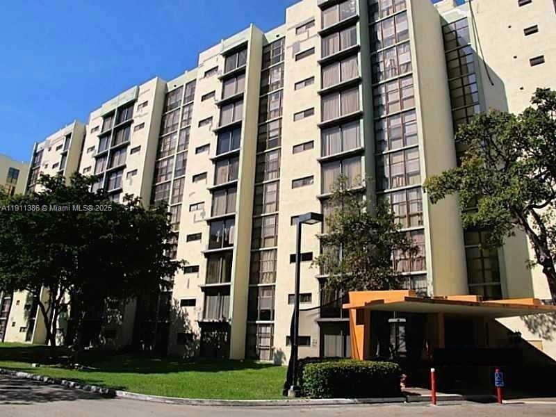 17021 N Bay Rd 508, Sunny Isles Beach, 佛罗里达州 33160, 美国