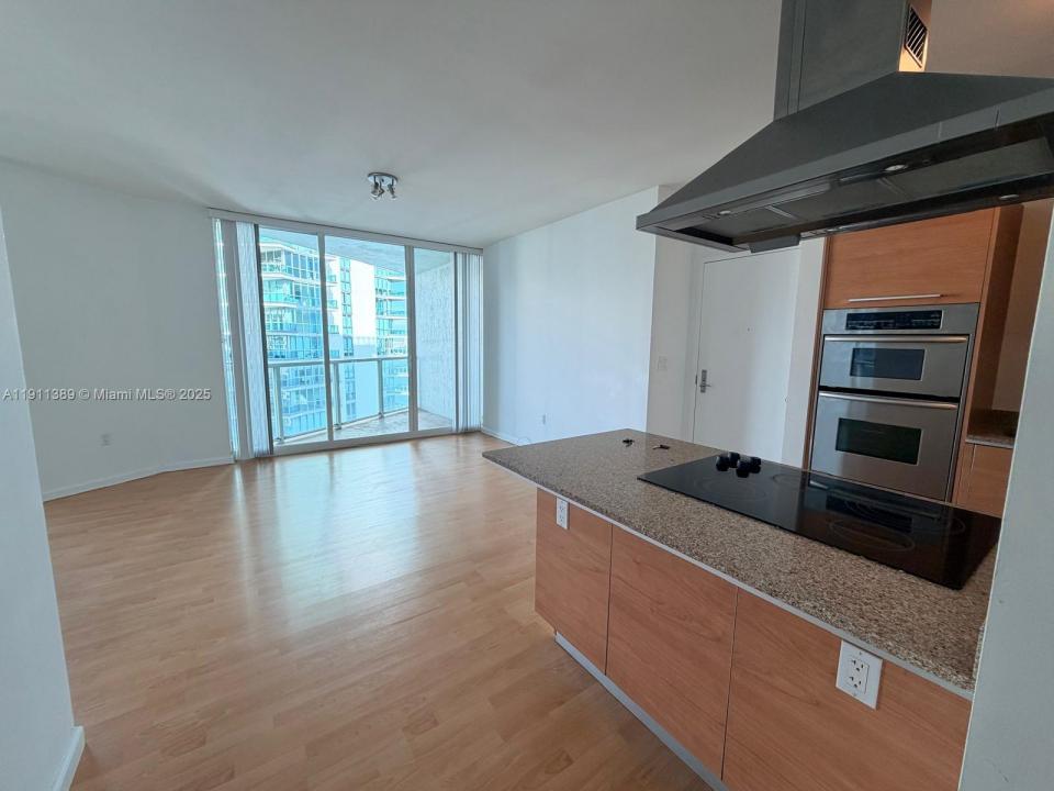 218 SE 14th St 2102, Miami, Flórida 33131, Estados Unidos