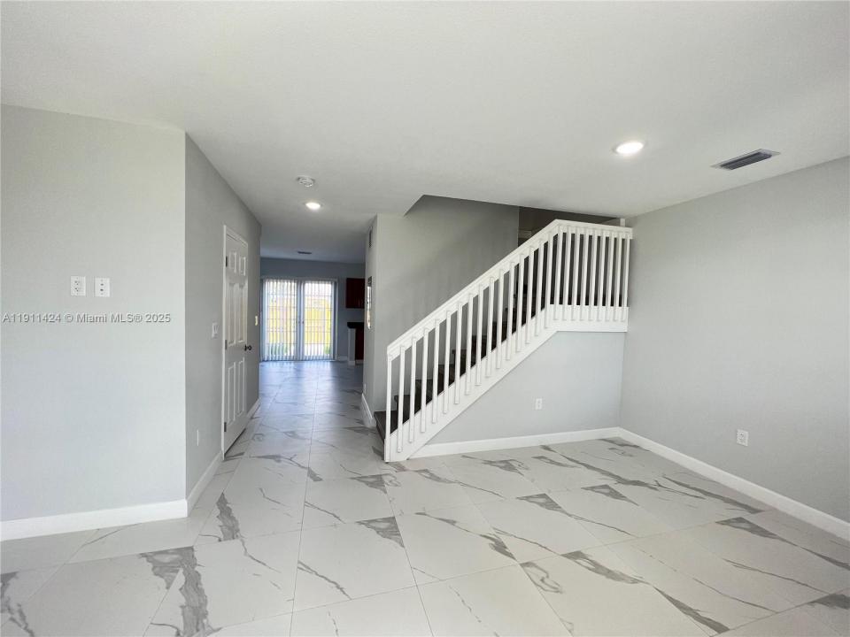 1310 NW 6th Ave E, Florida City, Florida 33034