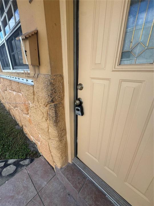 733 NW 4th St 2, Hallandale Beach, فلوريدا 33009, الولايات المتحدة