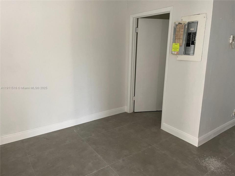 5845 Hollywood Blvd 2nd Fl, Hollywood, Flórida 33021, Estados Unidos