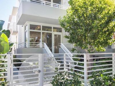 619 Meridian Ave 4, Miami Beach, Florida 33139, USA