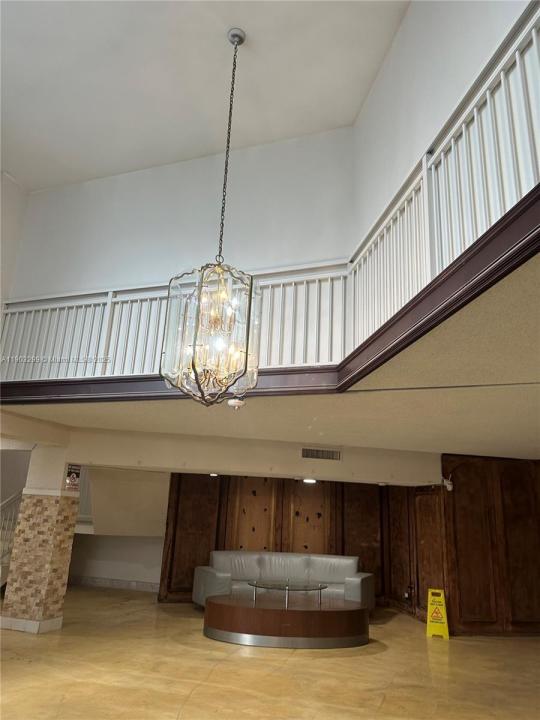 2025 NE 164th St 803, North Miami Beach, 플로리다 33162, 미국